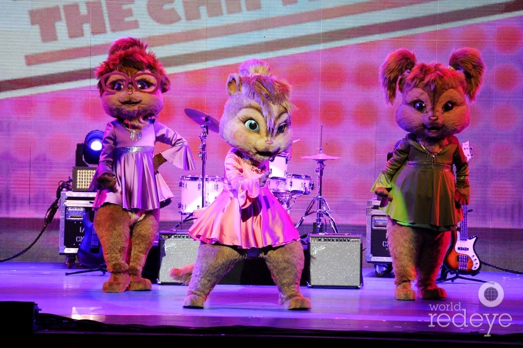 Image - The Chipettes performing live.jpg | Alvin and the Chipmunks