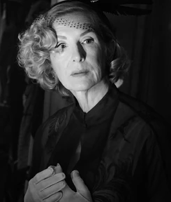 Gloria Mott