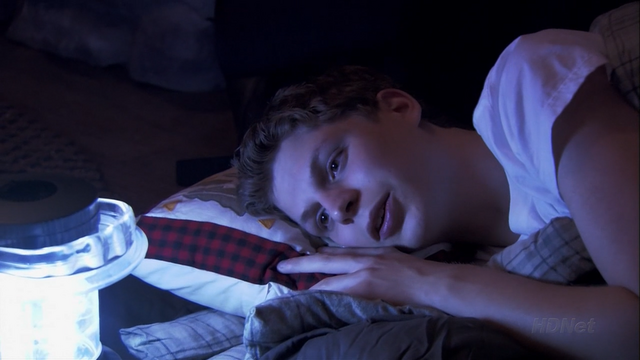 File:3x01 The Cabin Show (74).png