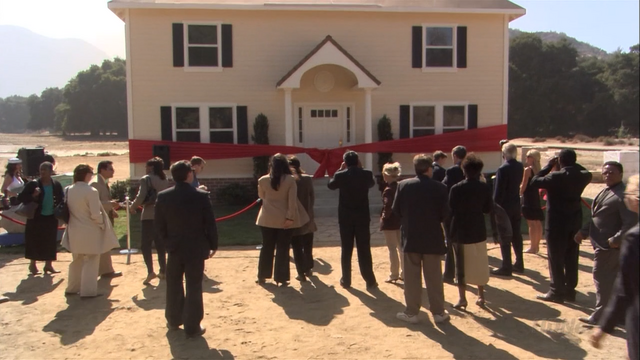 File:2x02 The One Where They Build a House (103).png