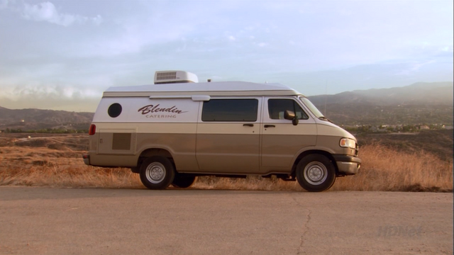 File:3x05 Mr. F (68).png