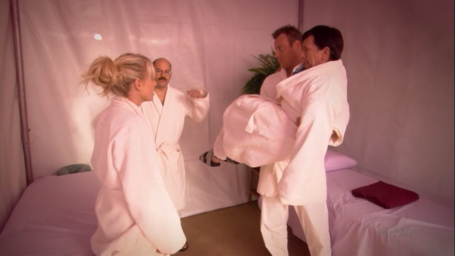 File:2x10 Ready, Aim, Marry Me (76).png