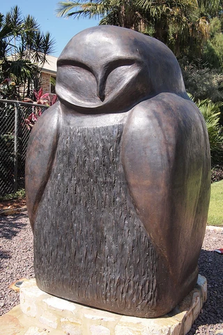 Chinute Chinute sculpture