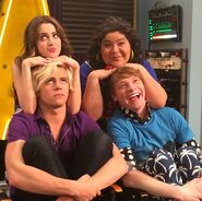 When do austin and ally start dating again