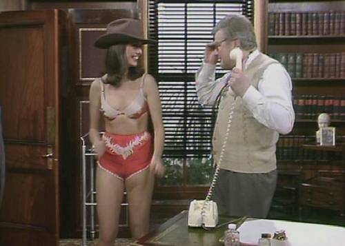 elaine from seinfeld porn pictures how big should your dildo be