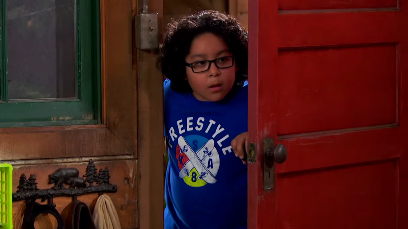 Image Pilot to Camp Kikiwaka) Clip60.png Bunk'd Wiki