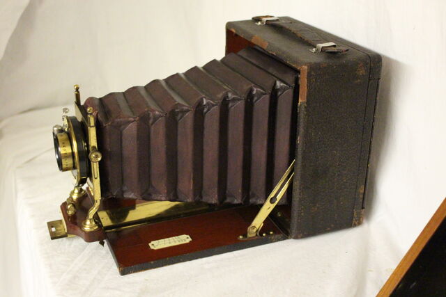 File:Cameras 006.jpg