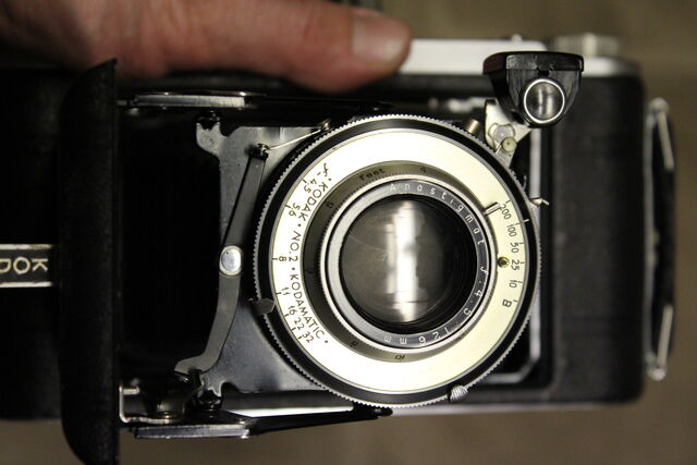 File:Cameras 082.jpg