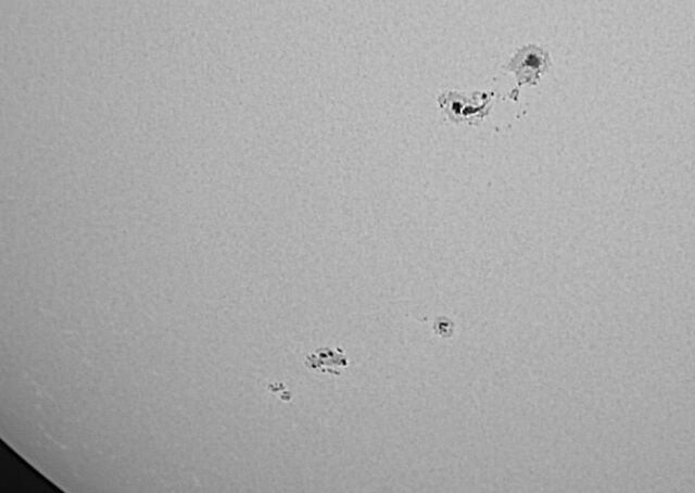 File:Sunspots.jpg