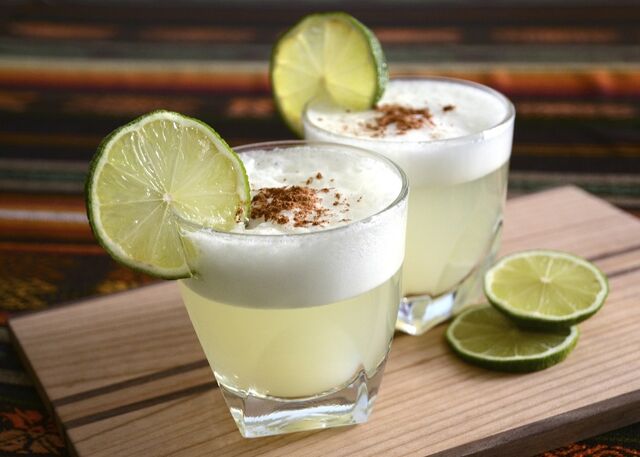 File:El-origen-del-pisco-sour-en-peru-y-en-chile-1.jpg