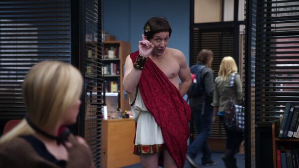 File:2X22 Dean as Ceasar.jpg