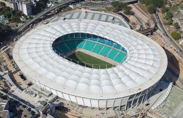 Datei:WM 2014 Stadion (2).jpg