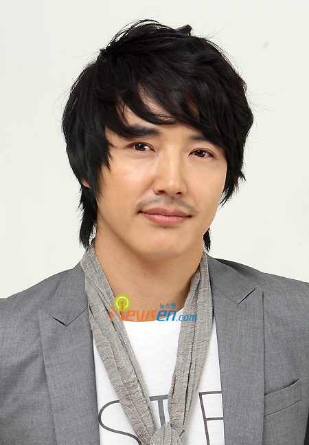 Yoon Sang Hyun Doblaje Wiki Fandom Powered By Wikia