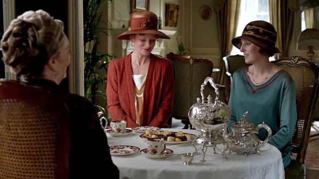 File:Downtonabbeys04e08.avi2014.01.2202.07.46.386.png