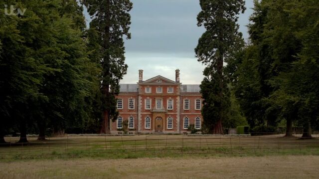 File:Cavenham Park.jpg