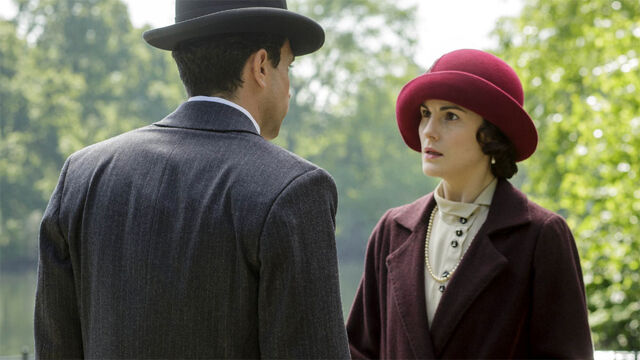 File:Downton-Abbey-5-4-Mary-2 (1).jpg