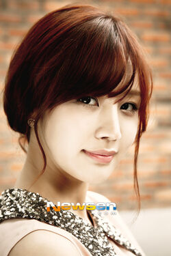 Yoon Jin Yi13