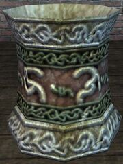 An elaborate Ca'Na pot (visible)