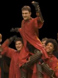 Coote, Peakes y Harry.jpg