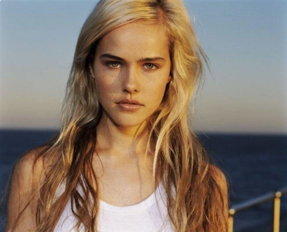 Image - Isabel-lucas-1.jpg | Fanon Wiki | Fandom powered by Wikia