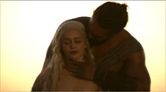 Daenerys and Drogo 1x01.jpg (98 KB) Daenerys and Drogo 1x01
