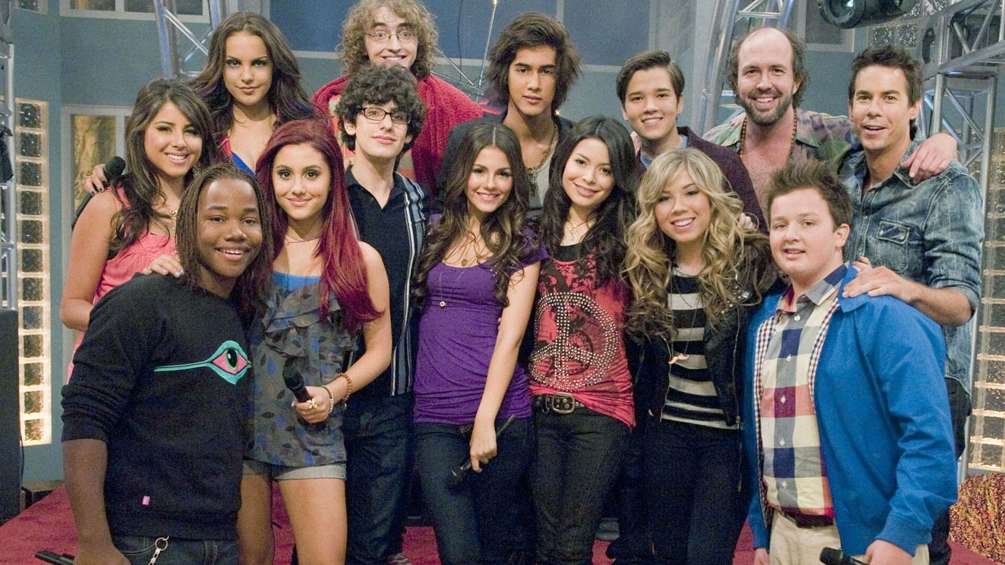 Image Nickelodeon iParty Cast Photograph iCarly Cast And Victorious