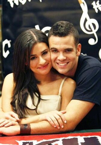 File:Lea and Mark.jpg