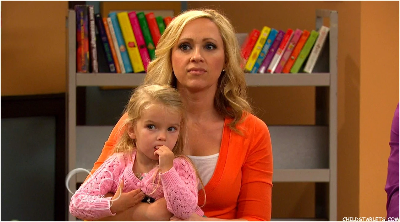 CategoryAdults Good Luck Charlie Wiki FANDOM powered by Wikia