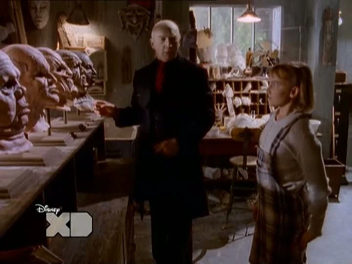 Image Hauntedmask shopkeeper carly.jpg Goosebumps Wiki Image Hauntedmask shopkeeper carly.jpg Goosebumps Wiki