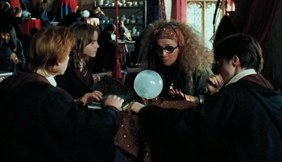 Divination par boule de cristal Wiki Harry Potter FANDOM powered by Wikia