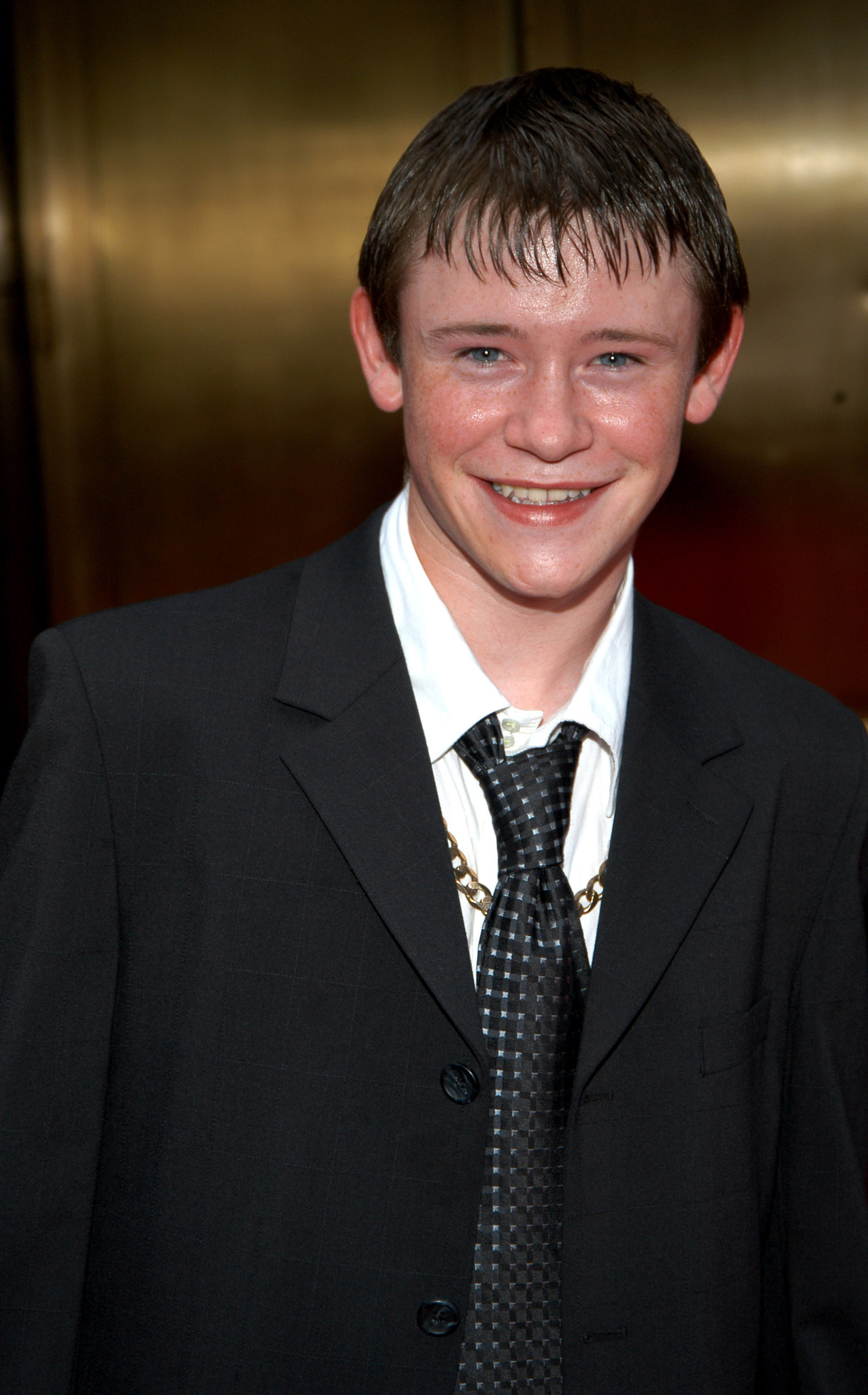 Devon Murray wears (Suit )
