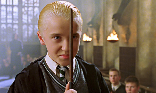 http://vignette2.wikia.nocookie.net/harrypotter/images/6/6c/Draco4hp2.png/revision/latest?cb=20130531115512&path-prefix=nl