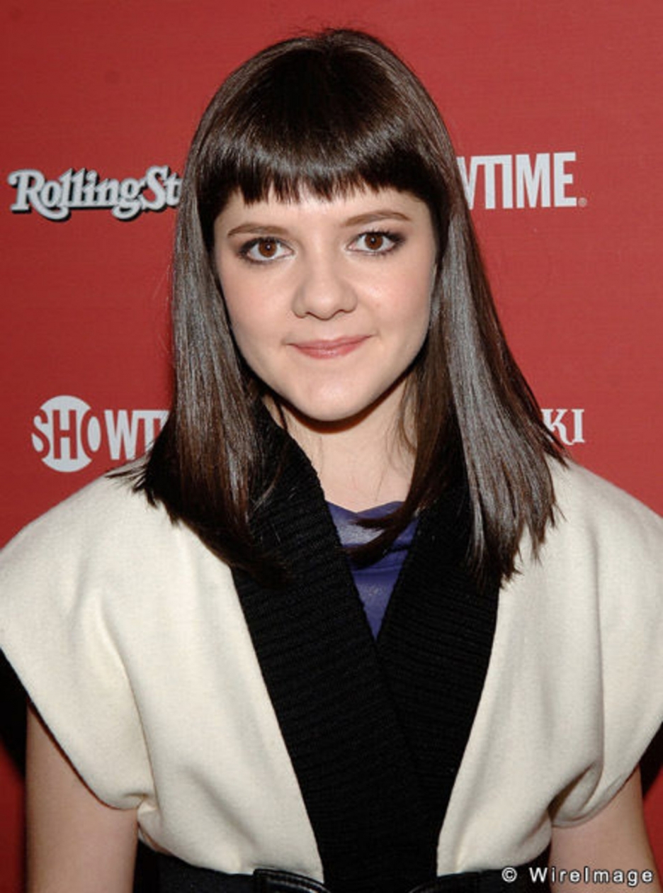 Madeleine Martin earned a million dollar salary, leaving the net worth at 4 million in 2017