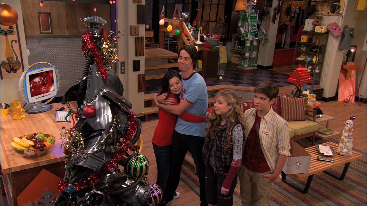 iChristmas | iCarly Wiki | Fandom powered by Wikia