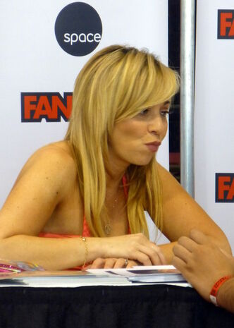 tara strong voicing timmy turner tara strong tara strong voicing timmy turner tara strong
