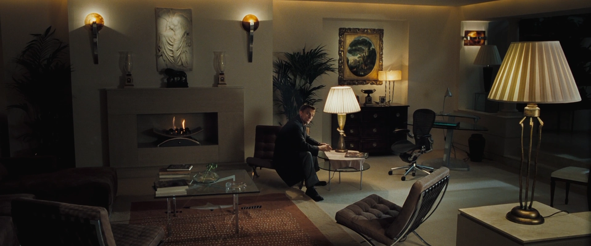 Image Casino Royale (44).png James Bond Wiki FANDOM powered by Wikia