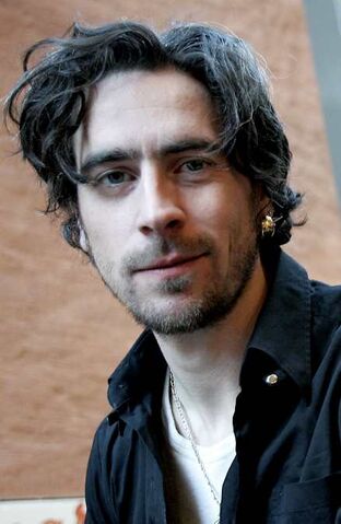 File:Ola rapace.jpeg
