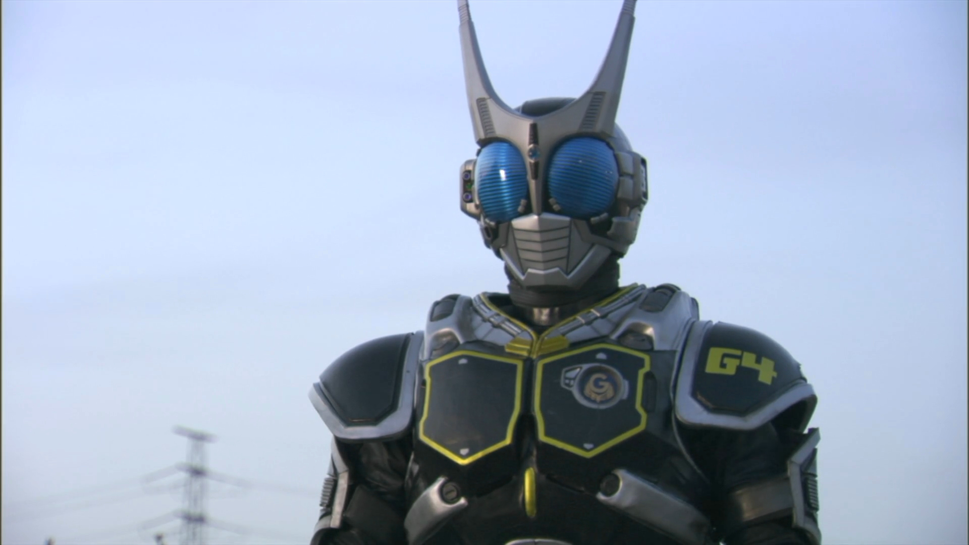 Kamen Rider G4 http://vignette2.wikia.nocookie.net/kamenrider/images/0/00/G4_in_Episode_Yellow.png/revision/latest?cb=20140419085708