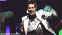 File:Jorge Blanco dancing.gif