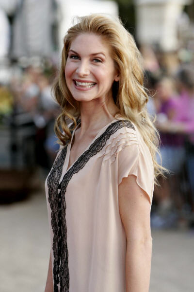 Elizabeth Mitchell er Elizabeth Mitchell er