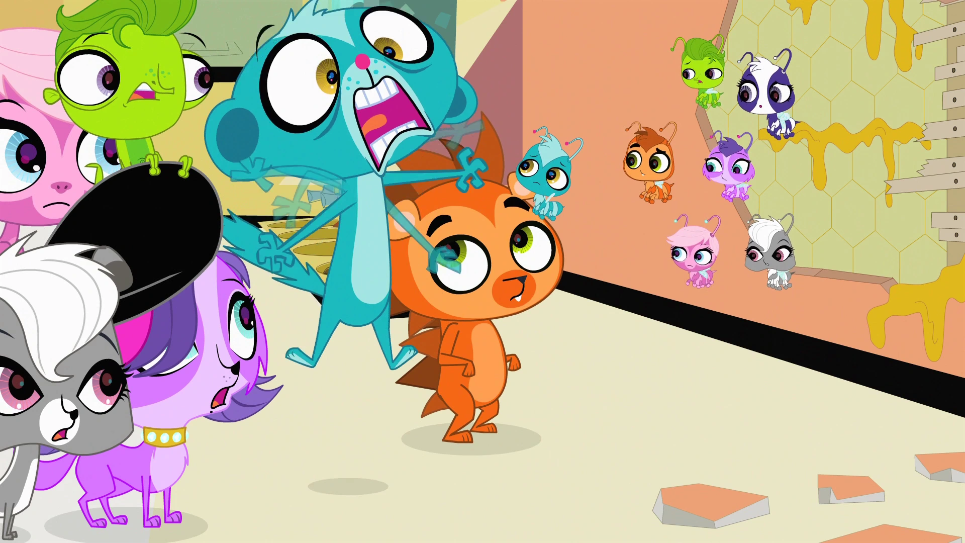 Image - Sunil scared by bees.png | Littlest Pet Shop (2012 TV series