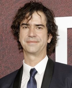 Hamish Linklater