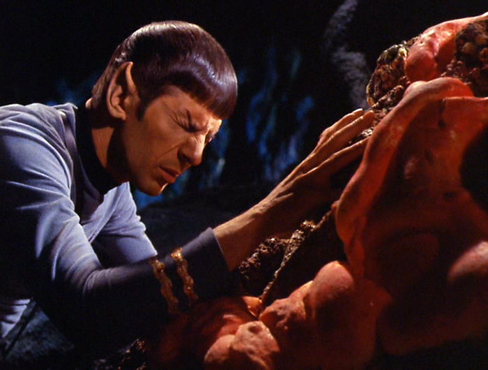 spock horta pizza star trek beyond