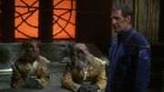 Xindi-Arboreals watch Jonathan Archer