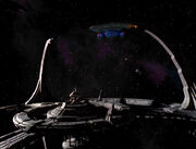 USS Leeds dockt an Deep Space 9.jpg