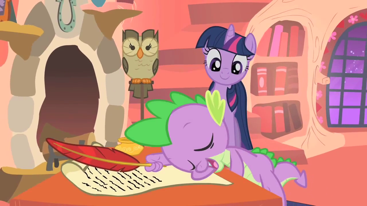Spike_couldn%27t_finish_the_letter_S1E24.png