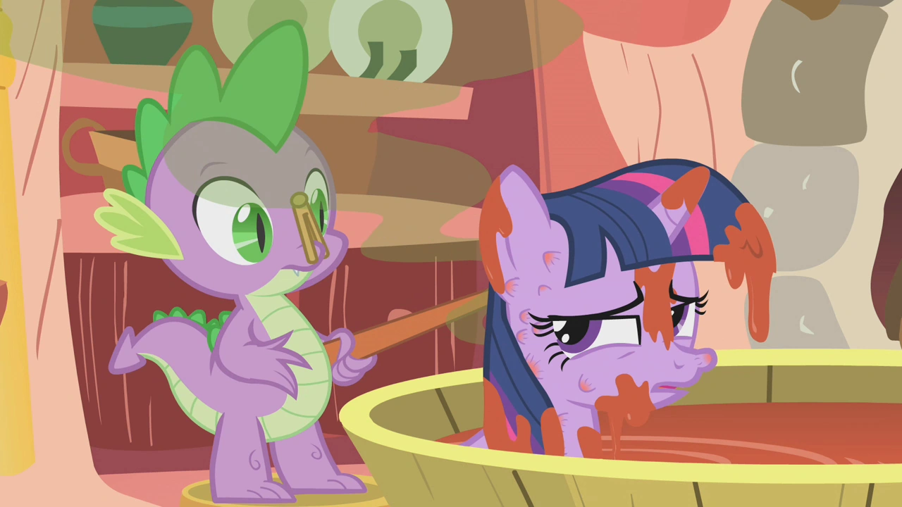 Image Spike giving Twilight a tomato juice bath S1E11.png My Little