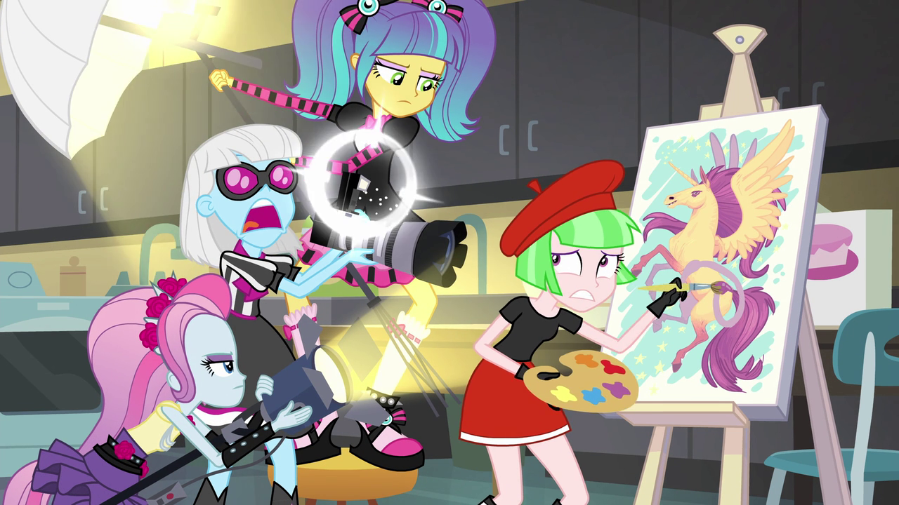 Image Snapshots take pictures of Watermelody EG3.png My Little Pony