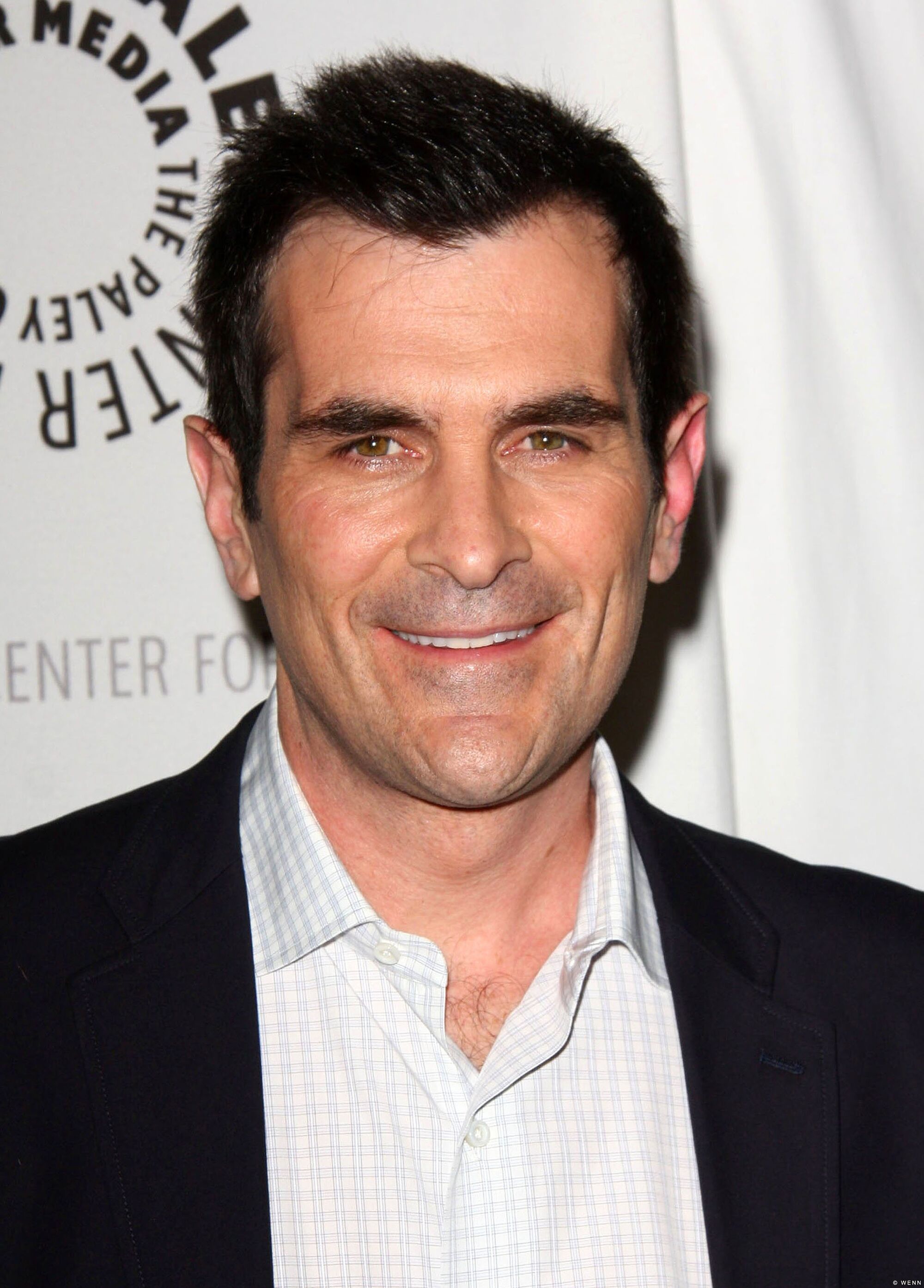 Ty Burrell Modern Family Wiki FANDOM powered by Wikia