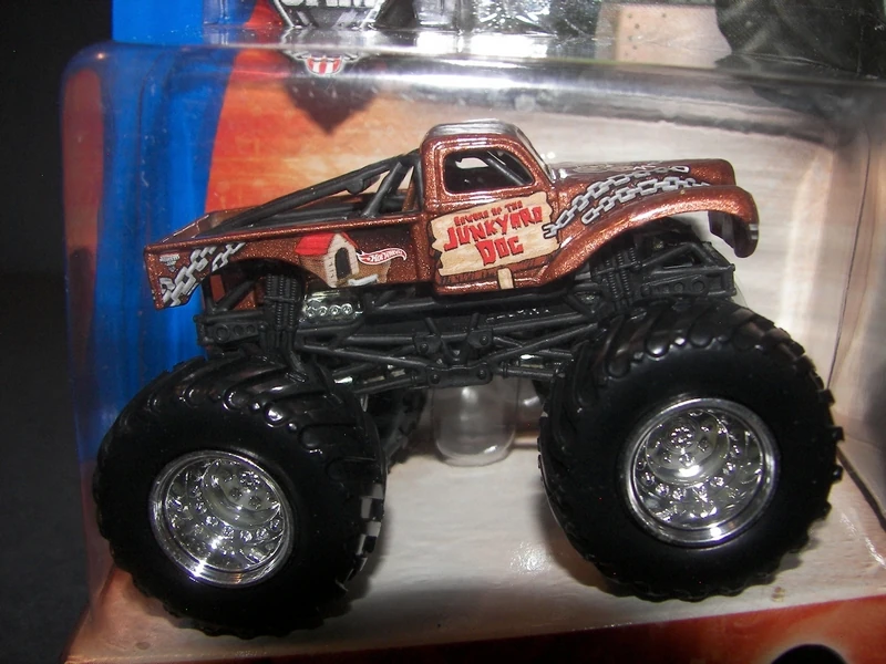 Beware of the Junkyard Dog Monster Trucks Wiki FANDOM powered by Wikia
